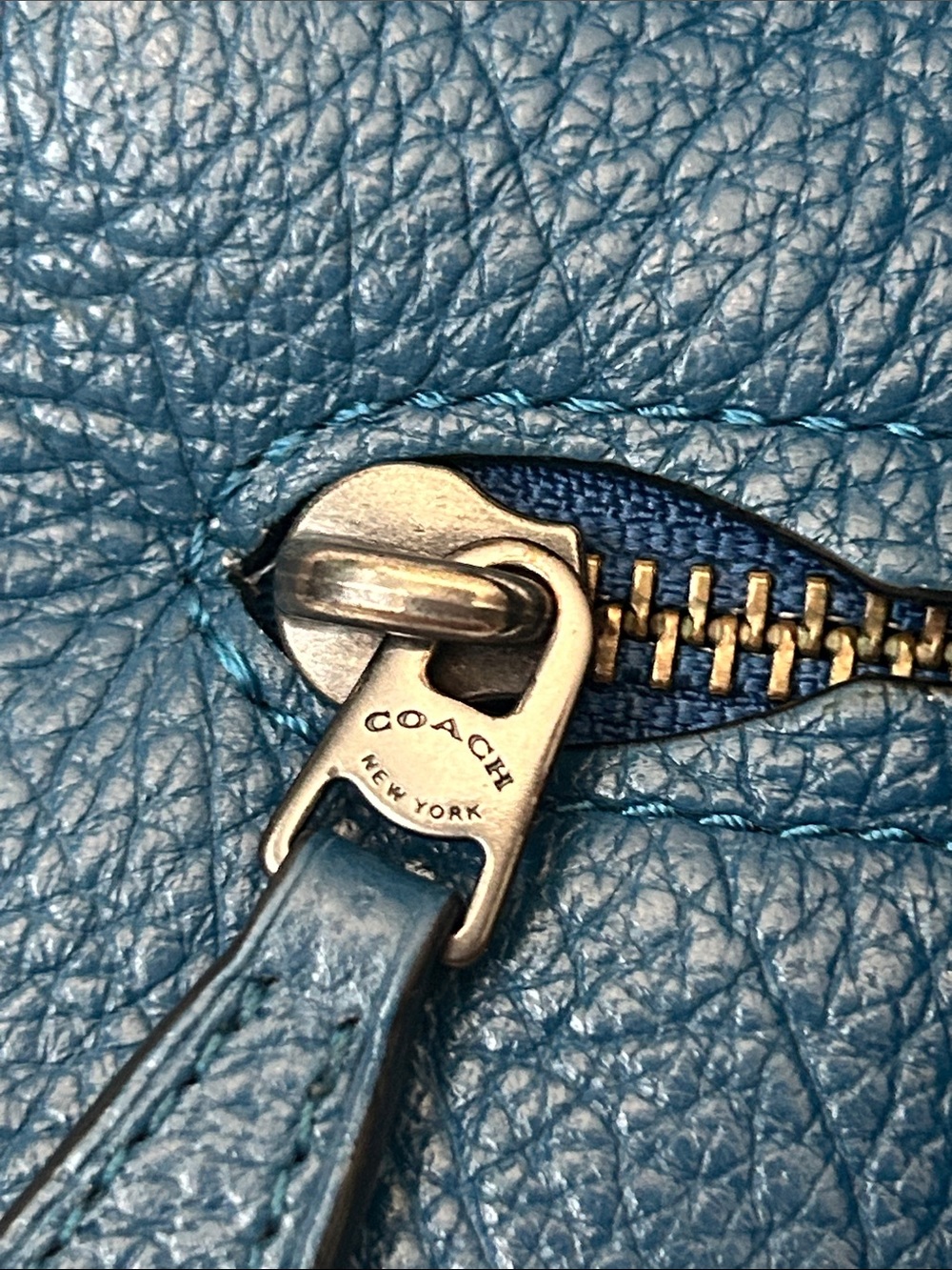 Coach Deep Blue Large Mickie Grain Leather Handbag Tote Purse 🌸🌸 - Picture 8 of 16